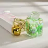 Garrafa de areia movediça de celebridade da internet criativa com contas coloridas em um pingente de garrafa de óleo acrílico chaveiro pingente bolsa pequenos acessórios atacado
