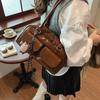 Bolsos Populares de Este Año 2025 Nueva Tendencia Bolso Satchel Versátil de Otoño y Otoño para Mujer Bolso Cuadrado Pequeño Bolso de Hombro Popular Estilo K