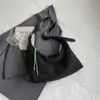 Bolsas para Mulheres Bolsa Tote Retrô de Grande Capacidade Bolsa Simples de Ombro Fashion para Ir para a Aula Bolsa Transversal Estilo Coreano