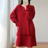 Conjunto de duas peças de tricô de lã pura para mulheres, novo conjunto de duas peças de saia longa com bordado vazado e gola V para outono e inverno