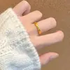Anillo de cobre bañado en oro vietnamita con acabado mate antiguo y diseño de lazo, anillo de dedo índice moderno y versátil, venta al por mayor