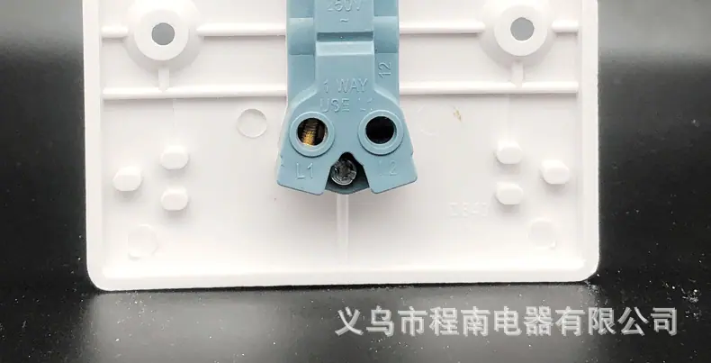 一开开关_09.gif