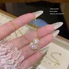 Nova Colar Pingente de Cabaça Exquisito Ultra Brilhante Estilo Chinês, Design de Nicho de Luxo Leve, Nova Corrente de Clavícula Cool e Versátil