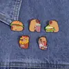 Broche fofo de animal comida hambúrguer frango arroz flor broche kappibala porquinho da índia acessórios de vestuário decoração de mochila distintivo