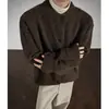 Suéter cárdigan retro americano nuevo y moderno para hombre, con un estilo relajado y casual, botones, un nuevo diseño de una marca popular y una cómoda prenda de punto.