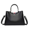 Bolsa Simples para o Dia a Dia Feminina Bolsa de Mão 2024 Nova Transfronteiriça Estilo Coreano Tendência Casual Versátil Bolsa Transversal de Ombro
