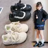 Zapatos Deportivos para Niñas Primavera y Otoño Nuevo Estilo Coreano Sentido del Diseño de Nicho Retro Floral Tacón Oculto Casual Entrenamiento Alemán Deportivos para Niñas
