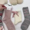 Meias Versáteis Fofas para Adulto de Outono e Inverno Meias Doces Longas de Outono e Inverno até o Meio da Panturrilha Meias Doces Folgadas Coreanas Meias Femininas