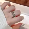 Conjunto de Anillos Abiertos Geométricos con Corazón de Pedrería Banda de Anillo Única de Nicho para Dedo Índice Versátil para el Viaje Diario de las Mujeres
