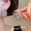 Pendientes de botón con patrón geométrico nuevo transfronterizos europeos y americanos, pendientes de estilo metálico, diseño de nicho, pendientes de tendencia de moda individual, accesorios para pendientes
