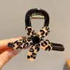 Pinza para el pelo de lazo estilo coreano para cabello voluminoso, pinza para el pelo con forma de corazón para la parte trasera de la cabeza, nuevo pinza de tiburón grande 2026 accesorio para el cabello