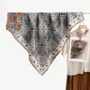 Nuevo pañuelo cuadrado de seda de doble cara con patrón de espiga bicolor para otoño e invierno de 90 cm, pañuelo y chal de moda con margarita verde de doble uso