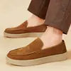 Mocassins estilo Old Money, nova coleção de outono masculina, sapatos casuais de couro slip-on, com sola grossa, que aumentam a altura, mocassins casuais para homens