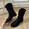Botas retro estilo páramo para mujer, nuevas botas apiladas de tacón grueso para otoño e invierno que hacen que los pies parezcan más pequeños, botines de media pantorrilla estilo británico