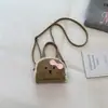Bolsa quadrada pequena ins coreana requintada e moderna com laço, bolsa de mão fashion, alto valor estético, bolsa de ombro única e estilosa