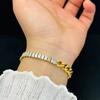 Pulseira Elegante Acessível de Luxo com Cruz Geométrica Brilhante Cravejada de Diamantes Moda Europeia e Americana para Mulheres Não Desbota Exquisite