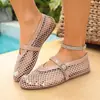 Sandalias Planas de Malla con Punta Redonda y Hebilla Metálica, Tallas Grandes, Estilo Europeo y Americano, Nuevas de Primavera/Otoño 2026, Estilo Transfronterizo para Mujer, Listas para Enviar