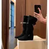Versión de Piel de Vaca, Aumento de Altura de 6cm~ Estilo Coreano Punta Redonda Correa con Hebilla Pliegues Suaves Adelgazantes Botas de Media Pantorrilla para Mujer con Tacones Altos