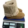 Botas de nieve de suela gruesa para mujer, zapatos nuevos de algodón de invierno, botines casuales, forro de felpa, botas de algodón slip-on de gamuza engrosada al por mayor