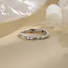 Anillo Sencillo con Giro Cruzado e Incrustación de Diamante, Anillo Brillante Trenzado Entrelazado con Forma de Ola, Anillo de Dedo Índice Ajustable de Moda Estilo Coreano