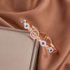 Pulsera de Acero de Titanio con Galvanizado al Vacío que No se Desvanece para Mujer, Pulsera de Trébol de Cuatro Hojas y Corazón de Lujo Ligero a la Moda Llena de Diamantes, Joyería de Alta Gama