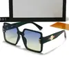 Nuevas Gafas de Sol Cuadradas Sin Marco para Mujer Comercio Exterior Gafas Europeas y Americanas Rayas Rojas y Verdes Tendencia Gafas de Celebridad de Internet Estrella 2601