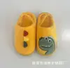 Lindas pantuflas de dinosaurio 2021 en stock Cixi invierno cálido para el hogar interior zapatos para niños con pantuflas de algodón