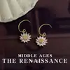 Pendientes de Girasol Vintage Franceses Retro Microincrustados de Circonita Pendientes de Moda Elegantes de Lujo Ligero Estilo Mori