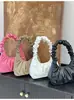 Nuevo bolso de hombro bajo para axila 2026 nuevo bolso cruzado de nube plisada simple y elegante venta al por mayor directa desde la fuente