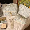 Bolsa de Maquiagem Verde Menta com Bolinhas, Grande Capacidade, Bolsa de Armazenamento de Maquiagem de Algodão Acolchoado Estilo Ins, Bolsa de Higiene Pessoal Portátil para Viagem