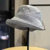 Nuevo Estilo Primavera y Otoño Sombrero de Pescador Negro y Beige de Lino para Mujer, Sombrero de Cubo Versátil Casual Artístico con Ala Enrollada, Moderno