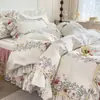 Saia de Cama Acolchoada com Renda Pesada Estilo Country Francês 100% Algodão Conjunto de Quatro Peças Capa de Edredom com Renda 100% Algodão Conjunto de Quatro Peças 100% Algodão