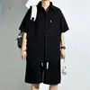 Conjunto de camisa de manga corta de seda helada de verano para hombre, atuendo fresco y elegante con pantalones cortos de cinco puntos, un conjunto completo de dos piezas para deportes y ocio