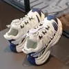 Zapatos para niño 2026 nueva primavera y otoño suela blanda populares de malla para niño zapatillas deportivas tipo papá zapatillas de correr de suela blanda para niño