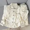 Conjunto de Pijama de Algodón Nube Otoño 2026 Manga Larga Pantalón Largo Cuello de Muñeco de Dibujos Animados Ropa de Casa (Sin Almohadillas para Sujetador)
