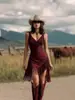 Nuevo Vestido de Mujer de Comercio Exterior Europeo y Americano, Vestido Sexy de Tirantes con Escote en V Profundo y Borlas, Vestido Ajustado para Wish y Amazon