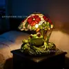 Lâmpada de Mesa Criativa de Resina com Formato de Sapo e Flor para Decoração de Mesa, Desktop e Cabeceira