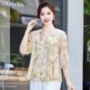 Terno de verão para mãe de meia-idade estilo estrangeiro camisa pequena 2025 novo moda de verão feminina de meia-idade blusa de sete mangas