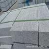 Fabricante de Granito Gris Sésamo Hubei Piedra para Pavimentar Bordillo de Piedra Blanca Sésamo Bordillo de Carretera