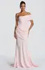 Vestido de Noche Sexy Cruzado de Verano Nuevo Estilo Socialité con Pliegues, de un Hombro, Ceñido a la Cintura, Espalda Descubierta y Atado en Marrón