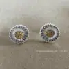 Aretes Flor de Margarita Pequeña Bucci para Mujer, Oro con Diamantes, Diseño de Girasol, Aretes de Oro, Vintage, Exquisitos, Lujo Ligero, Modernos
