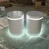 Soporte de Exhibición Redondo Luminoso, Plataforma de Sala de Exposiciones Cilíndrica Pintada Inspirada en la Tecnología, Base de Forma Especial, Exhibición de Producto Electrónico Estilo Isla