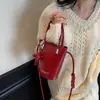 Bolsos de Verano 2025 Nuevos, Bolsos de Mano Modernos, Simples y Elegantes, Bolsos de Hombro Tipo Cubo, Bolsos Cruzados Estilo Coreano, Bolsos para Mujer