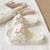 Novas Sandálias de Tira Única de EVA de Verão Femininas Verão Antiderrapantes Inodoras Simples para Casa Versáteis na Moda Estilo Ins Super Macias Sandálias de Praia