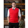 Colete suéter de malha masculino de inverno, forrado com fleece, grosso, gola V, cor sólida casual, camada interna térmica para homens de meia-idade