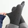 Leggings de Base Outono e Inverno com Bolinhas Brancas Aveia Forro de Lã Espessado Bloqueio de Temperatura Meias de Base Resistentes a Puxões Meias-Calças Antiderrapantes