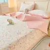 Capa de Cama Acolchoada de Algodão Lavado com Estampa para Estudantes Peça Única Tatami Lençol de Cama Espessado Conjunto de Três Peças para Todas as Estações