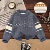 Suéter infantil com forro de fleece, novo estilo outono/inverno, para bebês e crianças pequenas, espessado e com forro de fleece para aquecimento, com mangas raglan, camada base de tricô