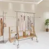 Estante de Exhibición para Tienda de Ropa Barra para Colgar Ropa de Pie Plata Cepillada de Acero Inoxidable con Ruedas Estante de Exhibición de Estantería para Tienda de Ropa de Mujer