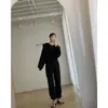 Moletom Elegante Retro Chic Coreano Outono e Inverno com Gola Grande Soltinho Curto Manga Longa + Calça Casual de Cintura Alta para Mulheres